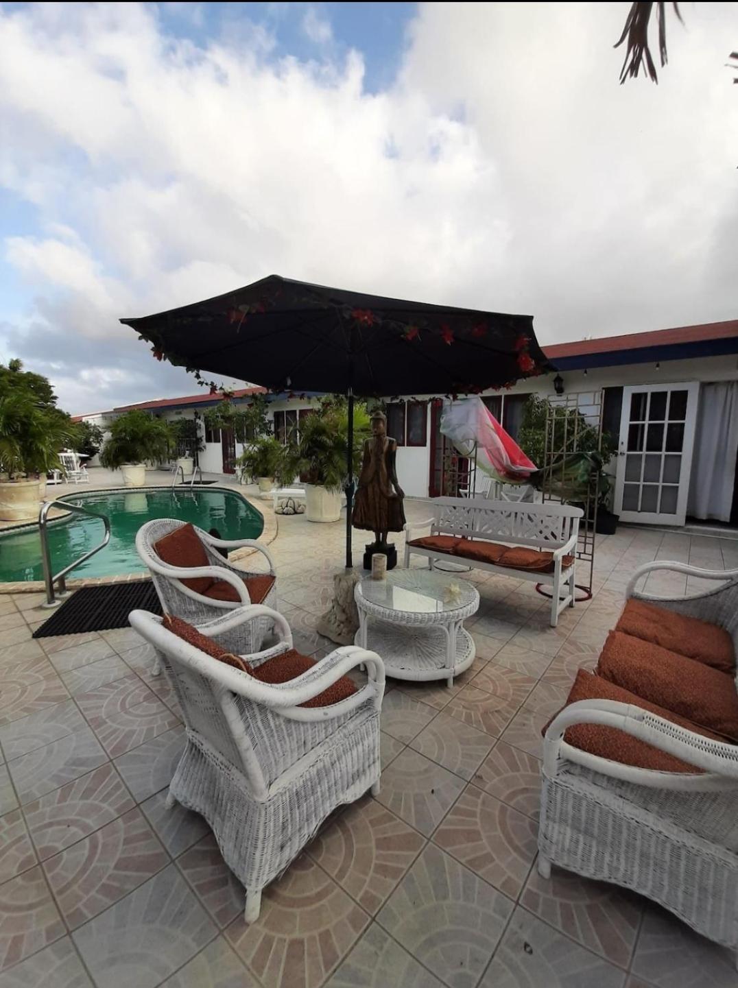 Harmony Hotel Hostel Aruba Tanki Leendert Exterior photo